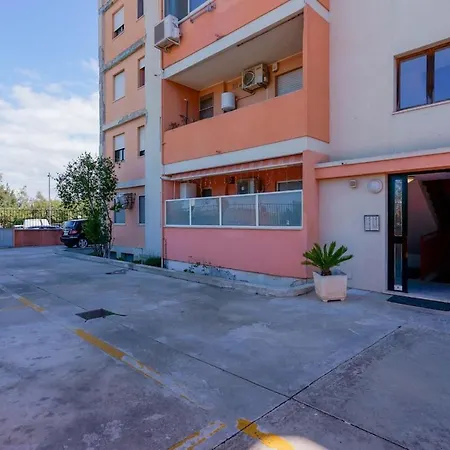 Cagliari Aeroporto & Ospedali Gratis Wi Fi & Parcheggio * Selargius